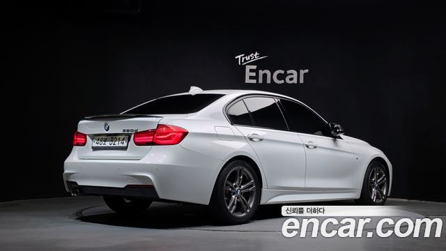 BMW 3-Series 2017 — photo 2