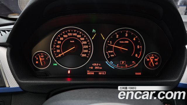 BMW 3-Series 2017 — photo 11