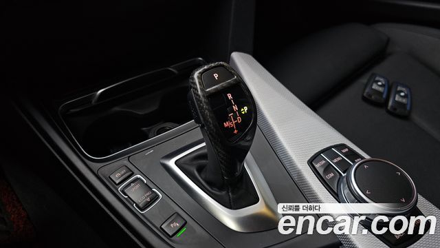 BMW 3-Series 2017 — photo 12