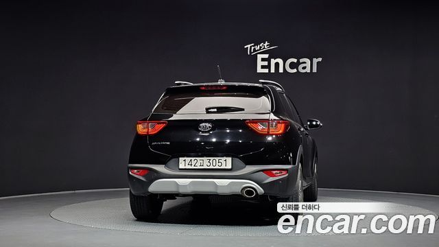 Kia Stonic 2018 — photo 4