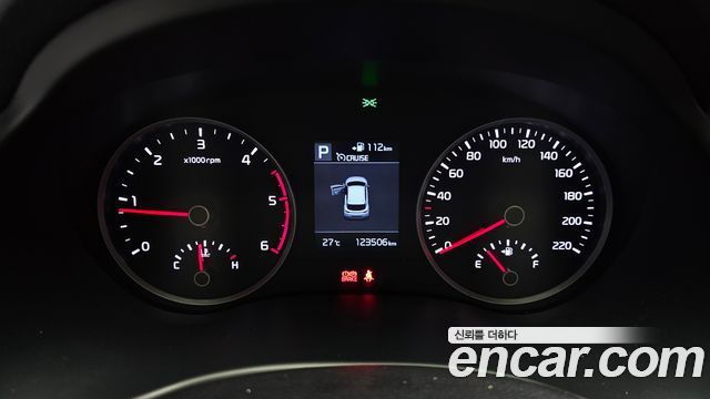 Kia Stonic 2018 — photo 11