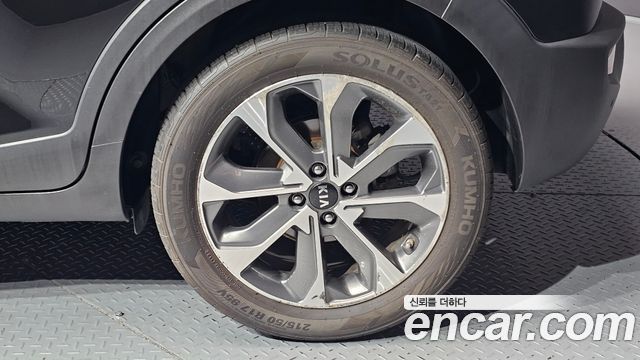 Kia Stonic 2018 — photo 7
