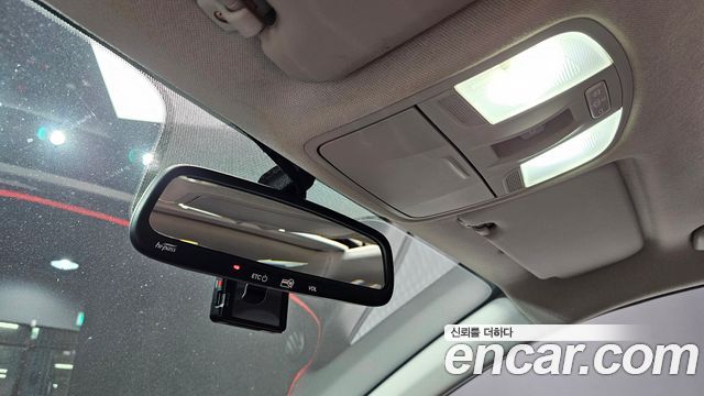 Kia Stonic 2018 — photo 27