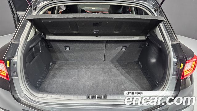 Kia Stonic 2018 — photo 29