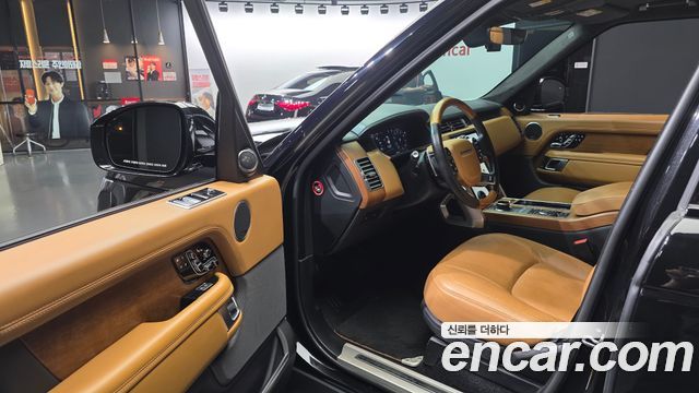 Land Rover Range Rover 2020 — photo 10