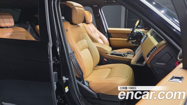 Land Rover Range Rover 2020 — photo 12