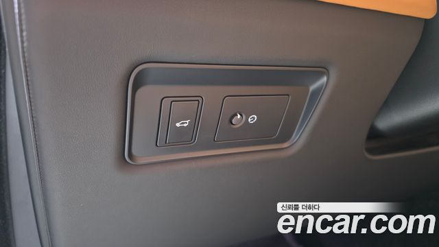 Land Rover Range Rover 2020 — photo 14