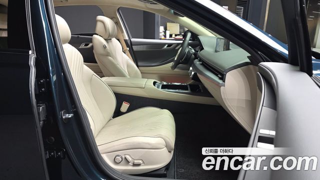 Genesis G80 2022 — photo 17