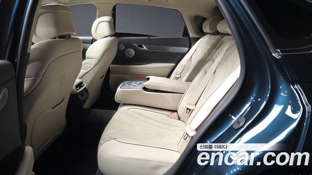 Genesis G80 2022 — photo 18