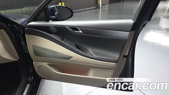 Genesis G80 2022 — photo 14
