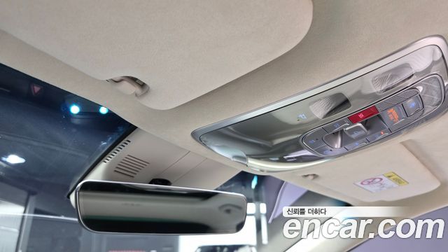 Genesis G80 2022 — photo 29
