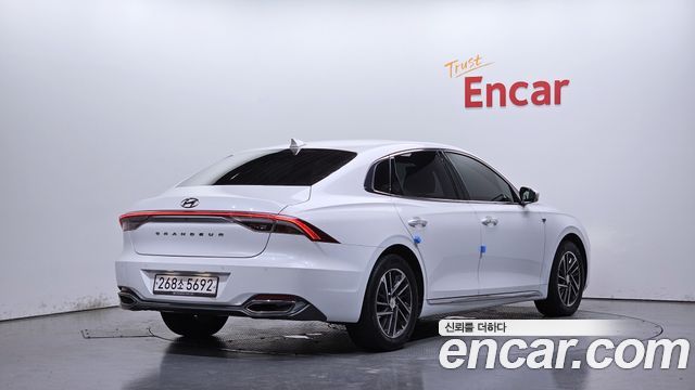Hyundai Grandeur 2022 — photo 2
