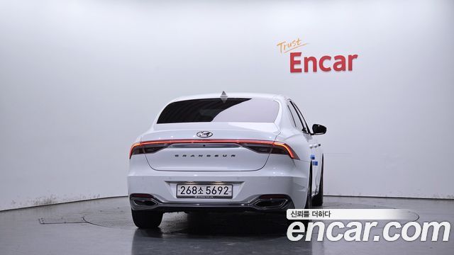 Hyundai Grandeur 2022 — photo 4