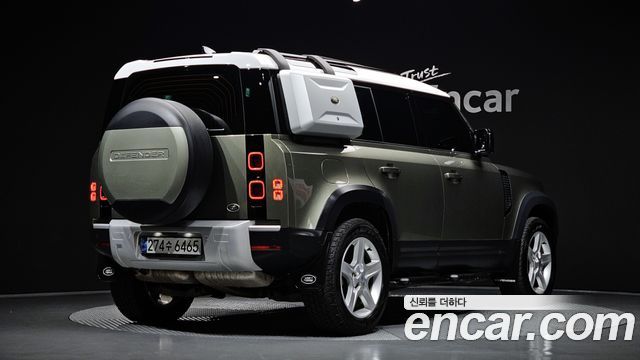 Land Rover Defender 2022 — photo 2