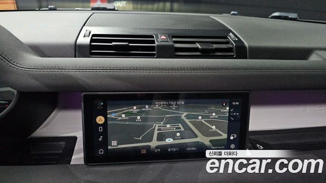 Land Rover Defender 2022 — photo 22