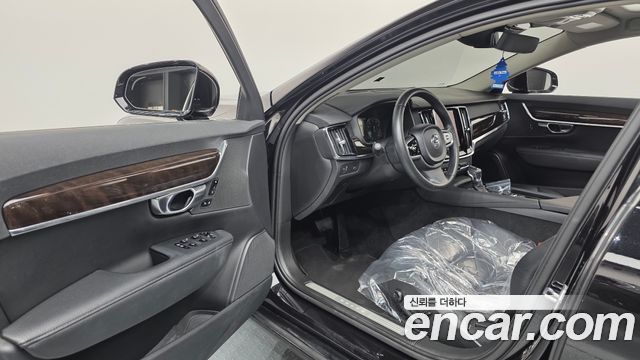 Volvo S90 2017 — photo 10