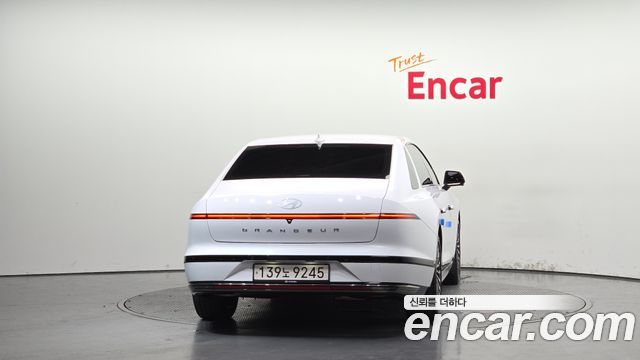 Hyundai Grandeur 2023 — photo 4
