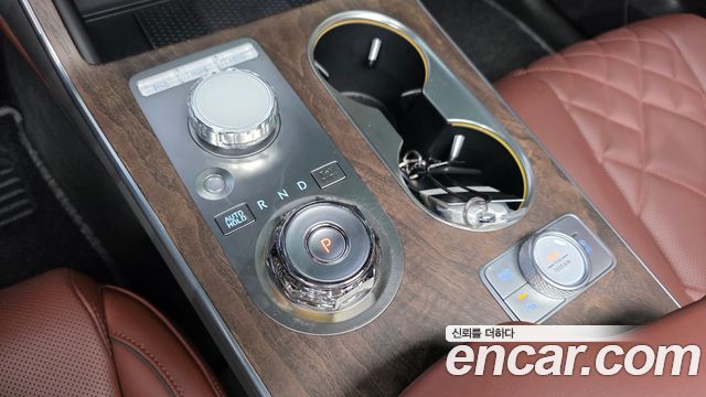 Genesis GV80 2024 — photo 12
