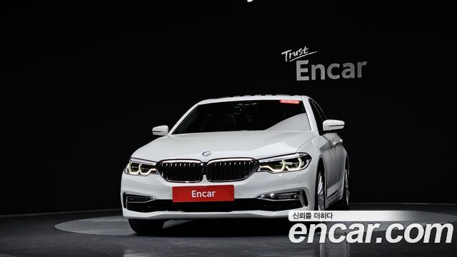BMW 5-Series 2018 — photo 3