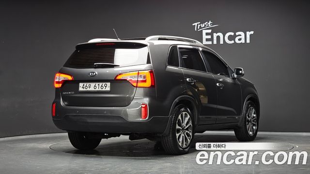 Kia Sorento 2013 — photo 2