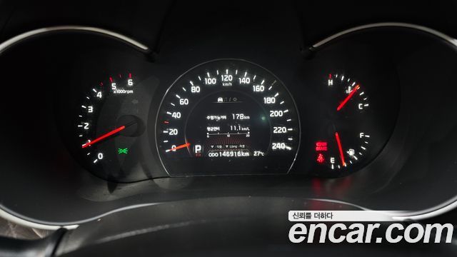Kia Sorento 2013 — photo 8