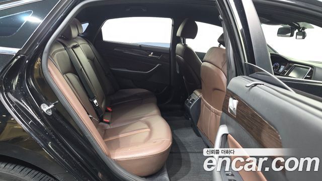 Hyundai Sonata 2018 — photo 18