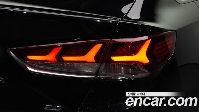 Hyundai Sonata 2018 — photo 9