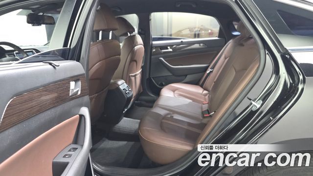 Hyundai Sonata 2018 — photo 16