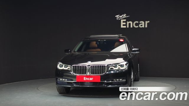 BMW 7-Series 2016 — photo 3