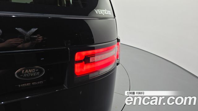 Land Rover Discovery 2019 — photo 9
