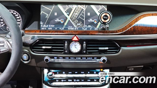 Genesis EQ900 2018 — photo 14
