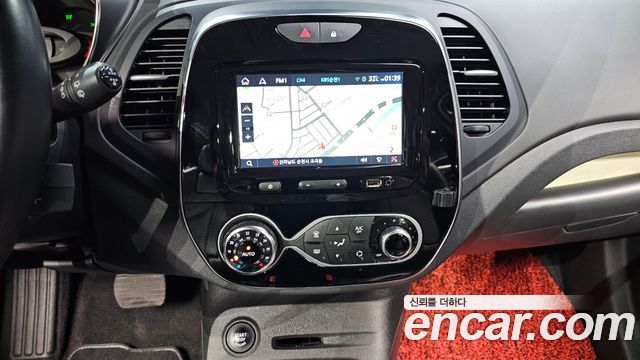 Renault Korea QM3 2018 — photo 14