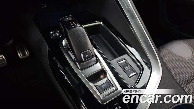Peugeot 3008 2022 — photo 12