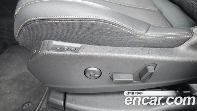 Peugeot 3008 2022 — photo 28