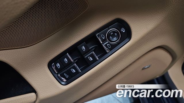 Porsche Panamera 2016 — photo 19