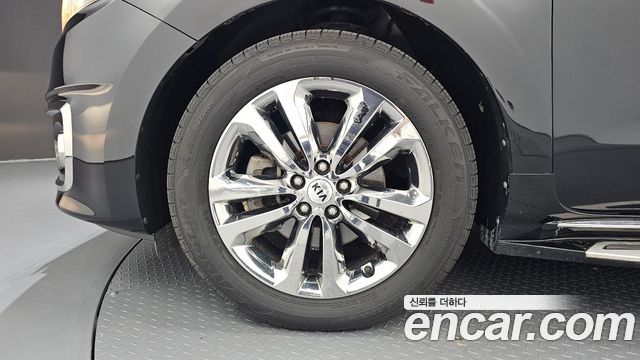 Kia Canival 2016 — photo 5
