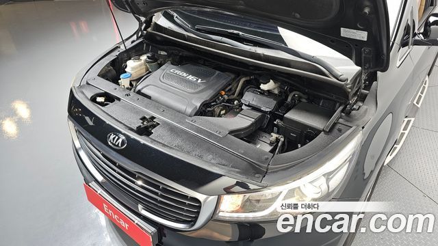 Kia Canival 2016 — photo 6
