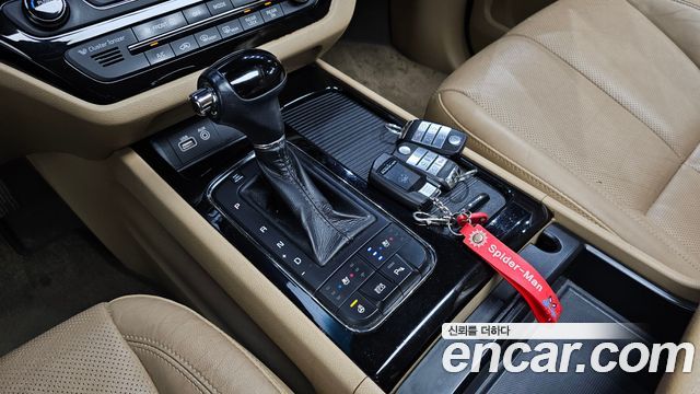 Kia Canival 2016 — photo 12