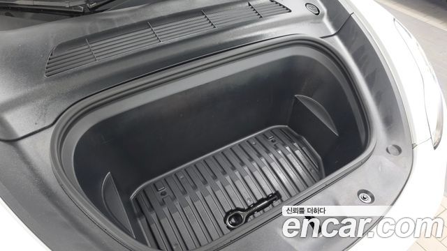 Tesla Model Y 2022 — photo 6