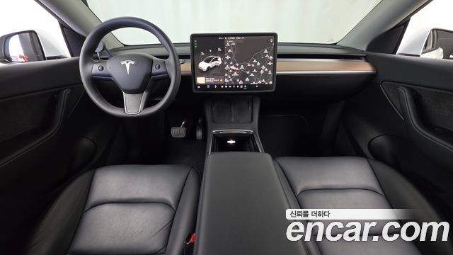 Tesla Model Y 2022 — photo 10