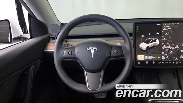 Tesla Model Y 2022 — photo 19