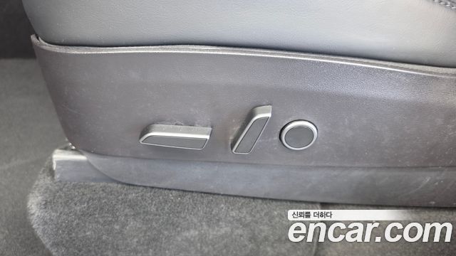 Tesla Model Y 2022 — photo 30