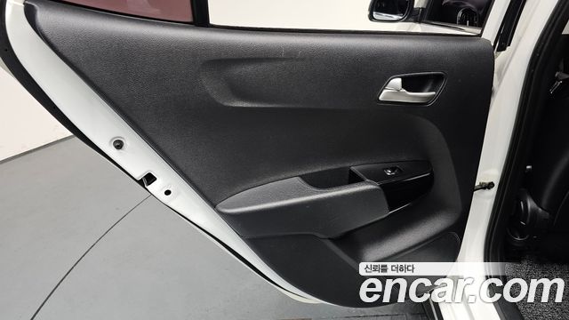 Kia morning 2018 — photo 15