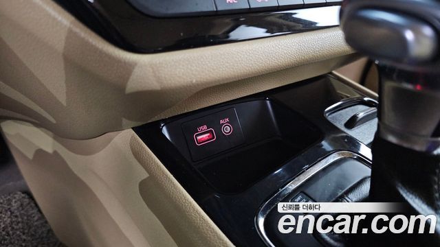 Kia Canival 2018 — photo 29