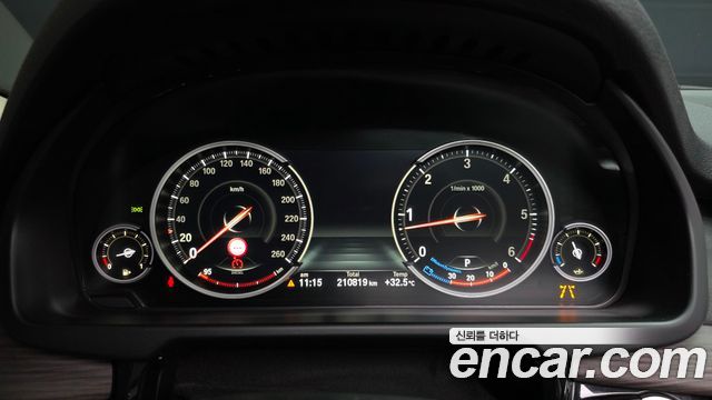 BMW X5 2017 — photo 11