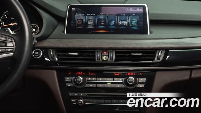 BMW X5 2017 — photo 20