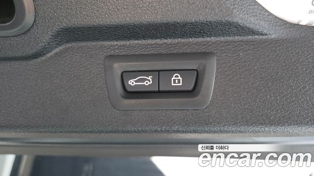 BMW X5 2017 — photo 33