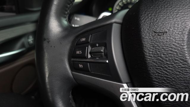 BMW X5 2017 — photo 34