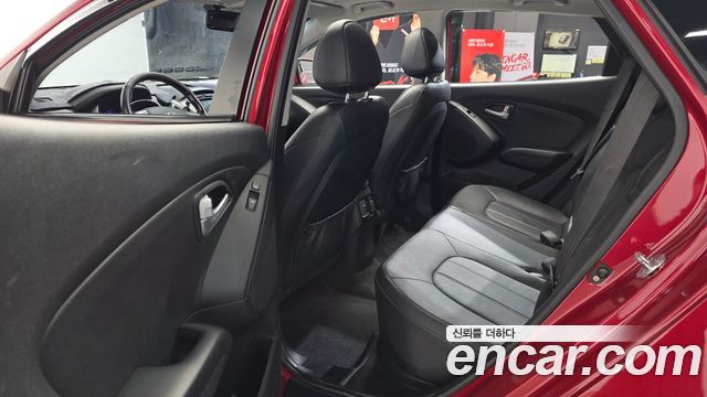 Hyundai Tucson 2015 — photo 16