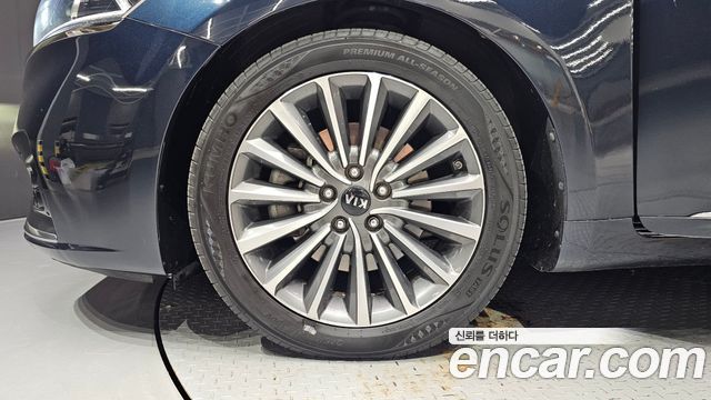 Kia K7 2018 — photo 5